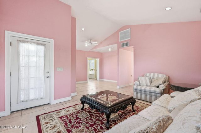 2735 N Silver Reef Drive, Nogales, AZ 85621