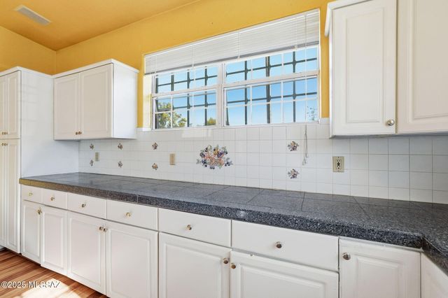 2735 N Silver Reef Drive, Nogales, AZ 85621