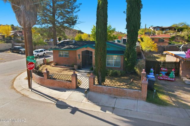 2735 N Silver Reef Drive, Nogales, AZ 85621