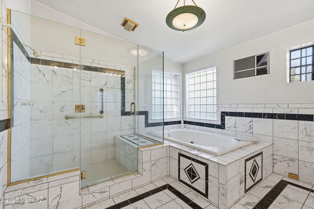 2735 N Silver Reef Drive, Nogales, AZ 85621