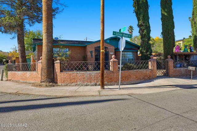 2735 N Silver Reef Drive, Nogales, AZ 85621