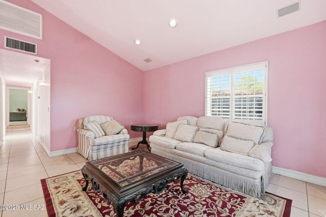 2735 N Silver Reef Drive, Nogales, AZ 85621