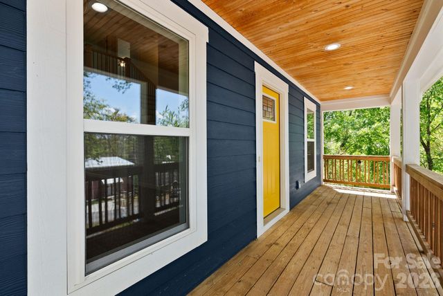 13 Annie Street, Asheville, NC 28806