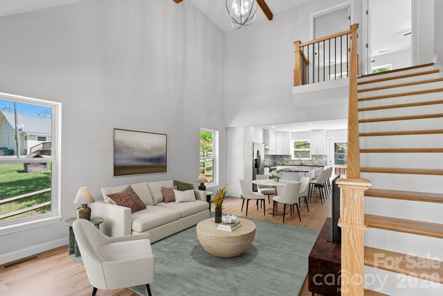 13 Annie Street, Asheville, NC 28806