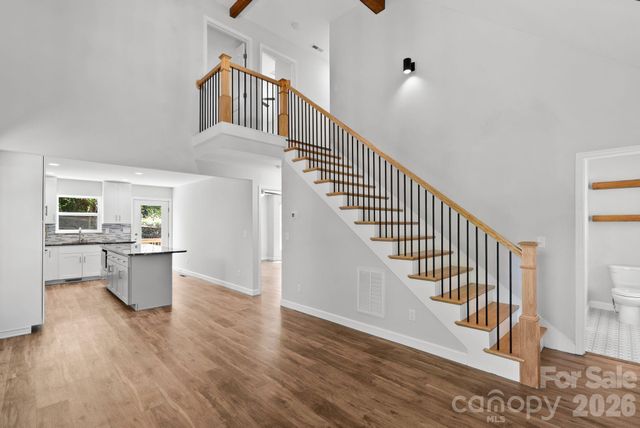 13 Annie Street, Asheville, NC 28806