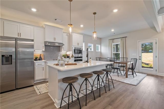 33 Butternut Way, Auburn, GA 30011