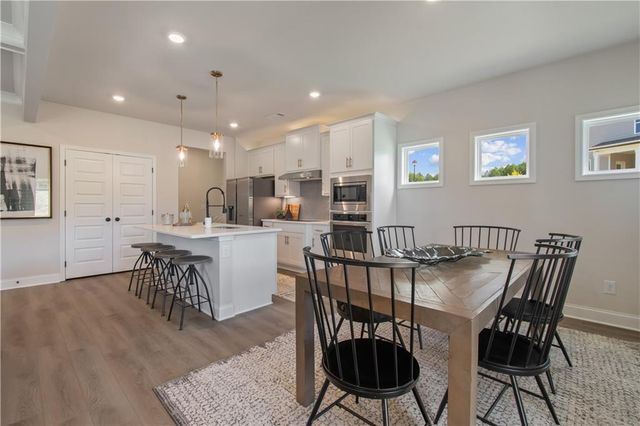 33 Butternut Way, Auburn, GA 30011