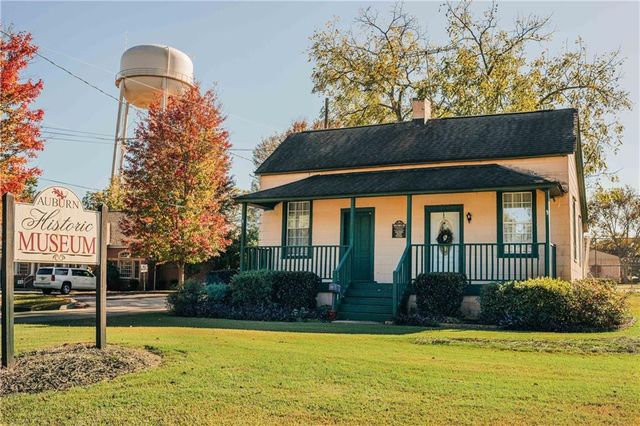 33 Butternut Way, Auburn, GA 30011