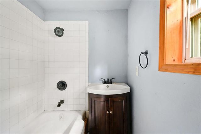 161 T Street, Lake Lotawana, MO 64086