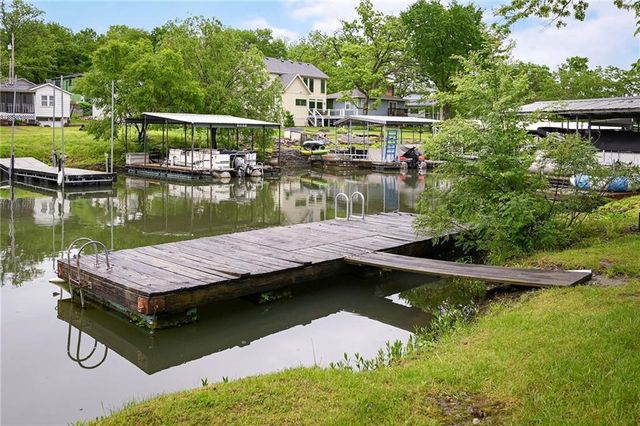 161 T Street, Lake Lotawana, MO 64086