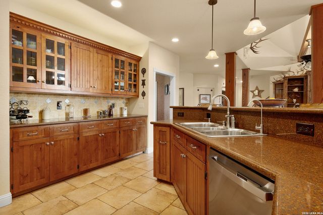 246 Stonebrook Rdg, New Braunfels, TX 78132