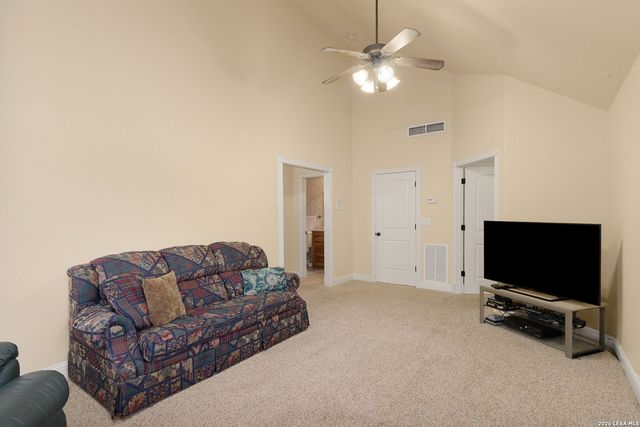 246 Stonebrook Rdg, New Braunfels, TX 78132