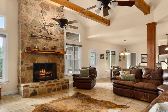 246 Stonebrook Rdg, New Braunfels, TX 78132