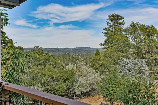3240 Sacramento St, Placerville, CA 95667