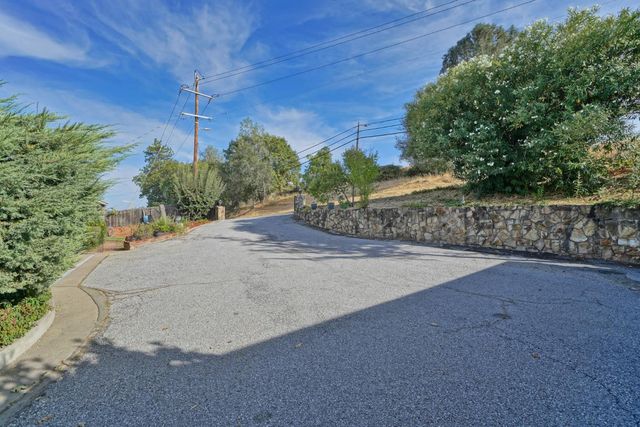 3240 Sacramento St, Placerville, CA 95667