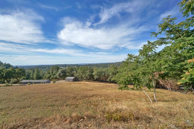 3240 Sacramento St, Placerville, CA 95667