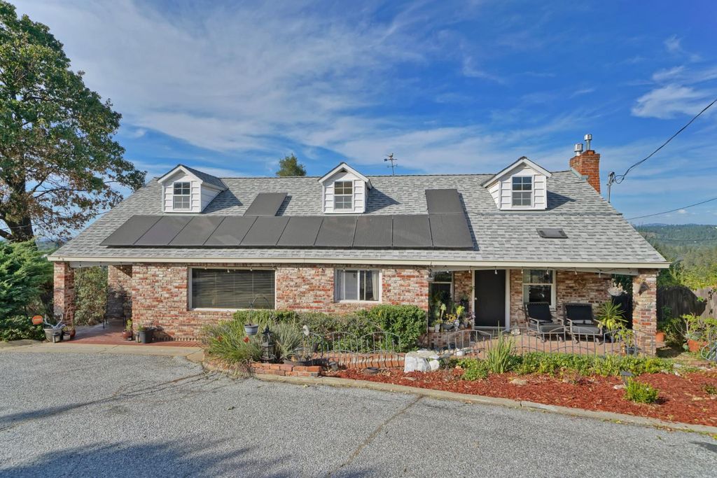 3240 Sacramento St, Placerville, CA 95667