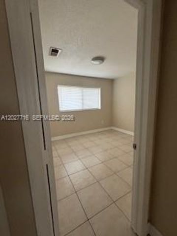 5694 W 25th Court 5694, Hialeah, FL 33016