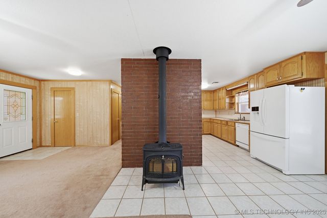 2800 NW 1010 Avenue, Wilburton, OK 74578