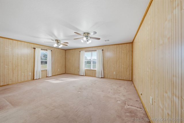 2800 NW 1010 Avenue, Wilburton, OK 74578