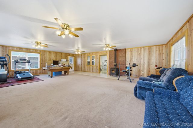 2800 NW 1010 Avenue, Wilburton, OK 74578