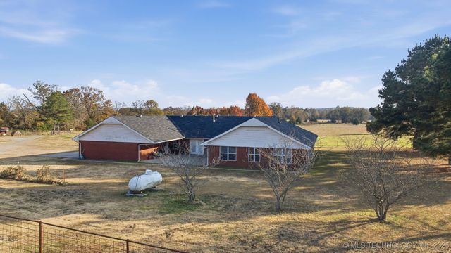 2800 NW 1010 Avenue, Wilburton, OK 74578