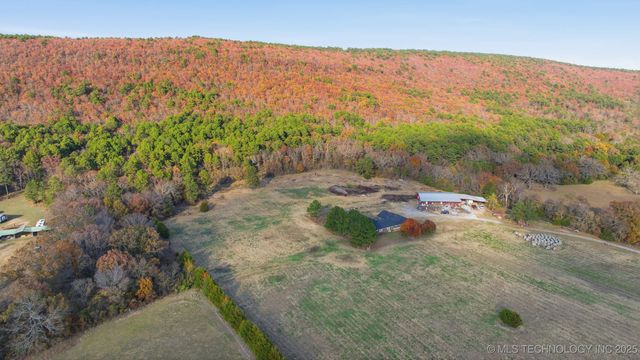 2800 NW 1010 Avenue, Wilburton, OK 74578