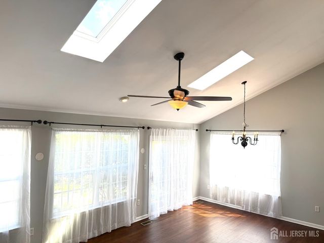 25 Canal View Drive, Lawrence, NJ 08648