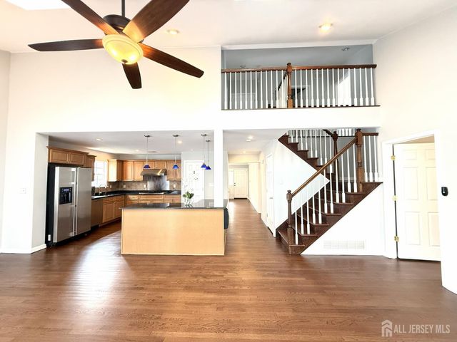 25 Canal View Drive, Lawrence, NJ 08648