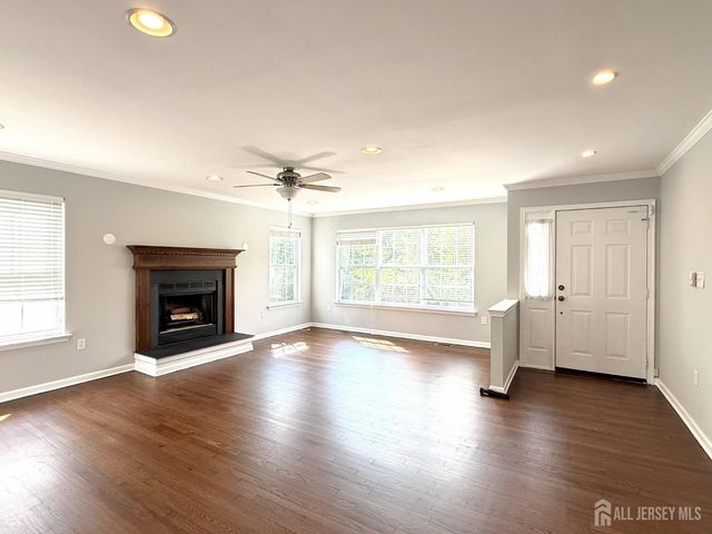 25 Canal View Drive, Lawrence, NJ 08648