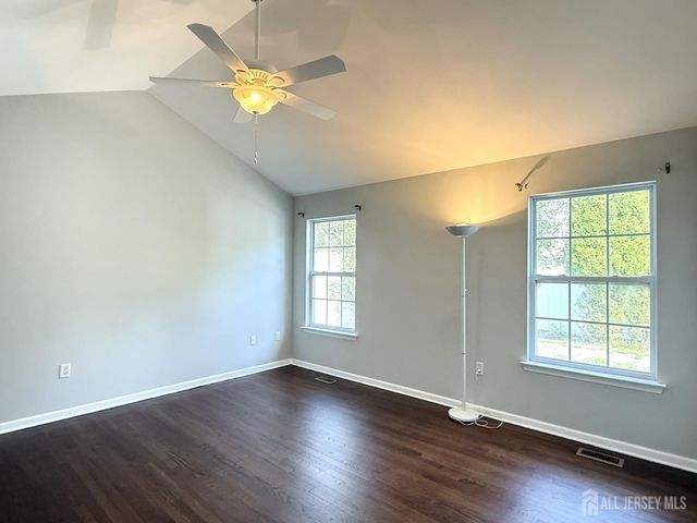 25 Canal View Drive, Lawrence, NJ 08648