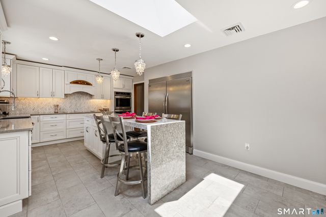 1500 Rhey Avenue, Wallingford, CT 06492