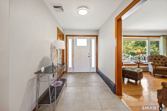 1500 Rhey Avenue, Wallingford, CT 06492