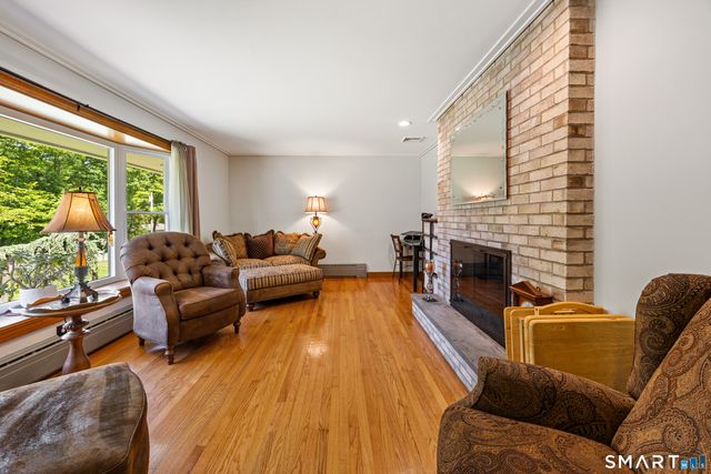 1500 Rhey Avenue, Wallingford, CT 06492