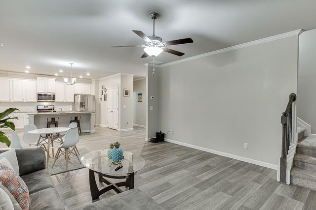 23 Dorset Way, Hoschton, GA 30548