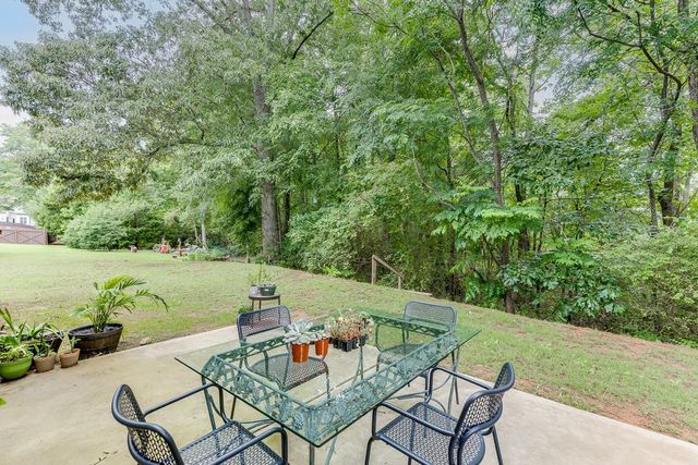 23 Dorset Way, Hoschton, GA 30548