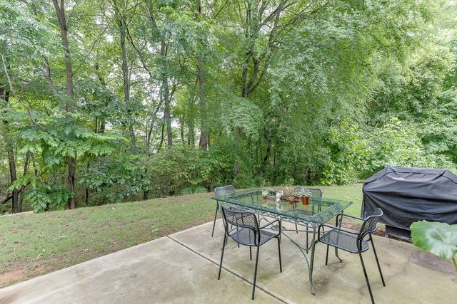 23 Dorset Way, Hoschton, GA 30548