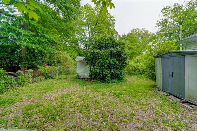 1518 Cloverdale Avenue, Winston-salem, NC 27104