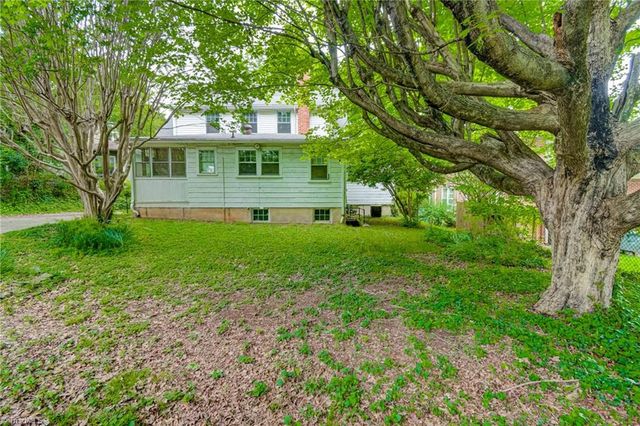 1518 Cloverdale Avenue, Winston-salem, NC 27104