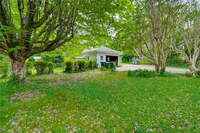 1518 Cloverdale Avenue, Winston-salem, NC 27104