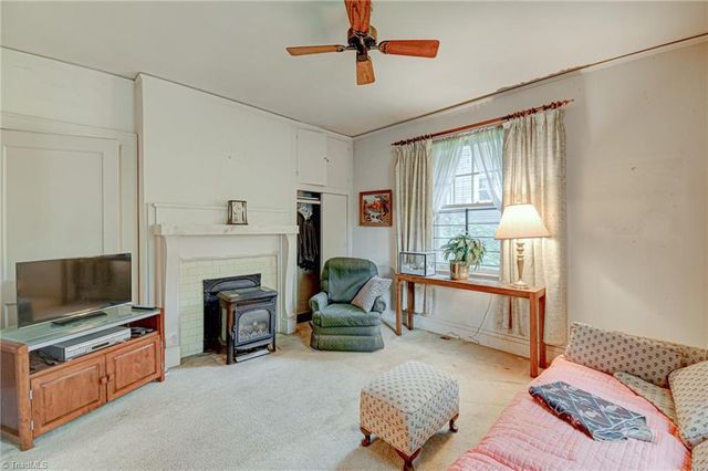 1518 Cloverdale Avenue, Winston-salem, NC 27104