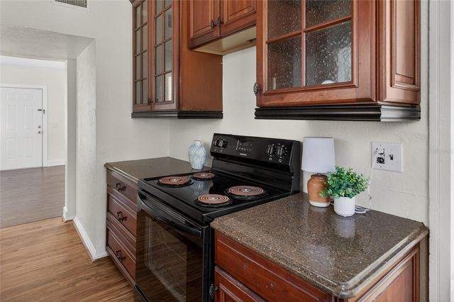 922 WASHINGTON AVENUE, Eustis, FL 32726