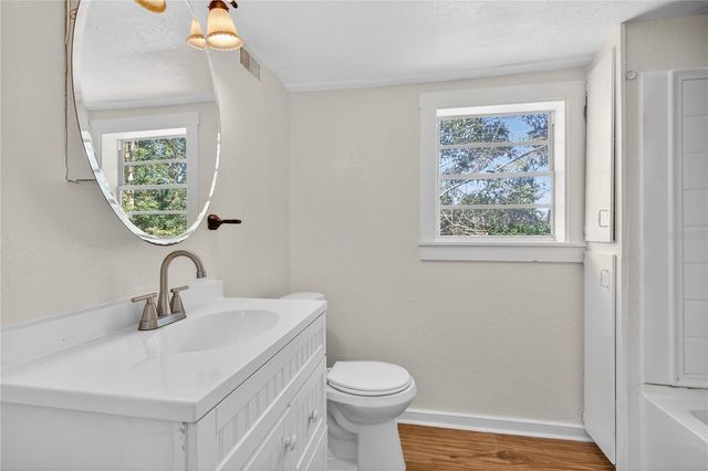 922 WASHINGTON AVENUE, Eustis, FL 32726