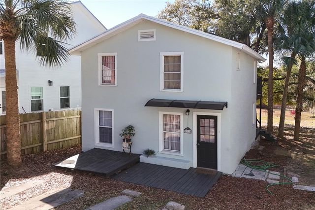 922 WASHINGTON AVENUE, Eustis, FL 32726