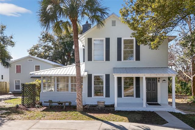 922 WASHINGTON AVENUE, Eustis, FL 32726