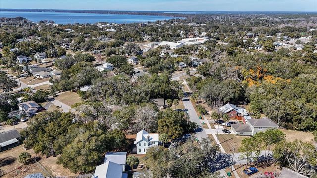 922 WASHINGTON AVENUE, Eustis, FL 32726