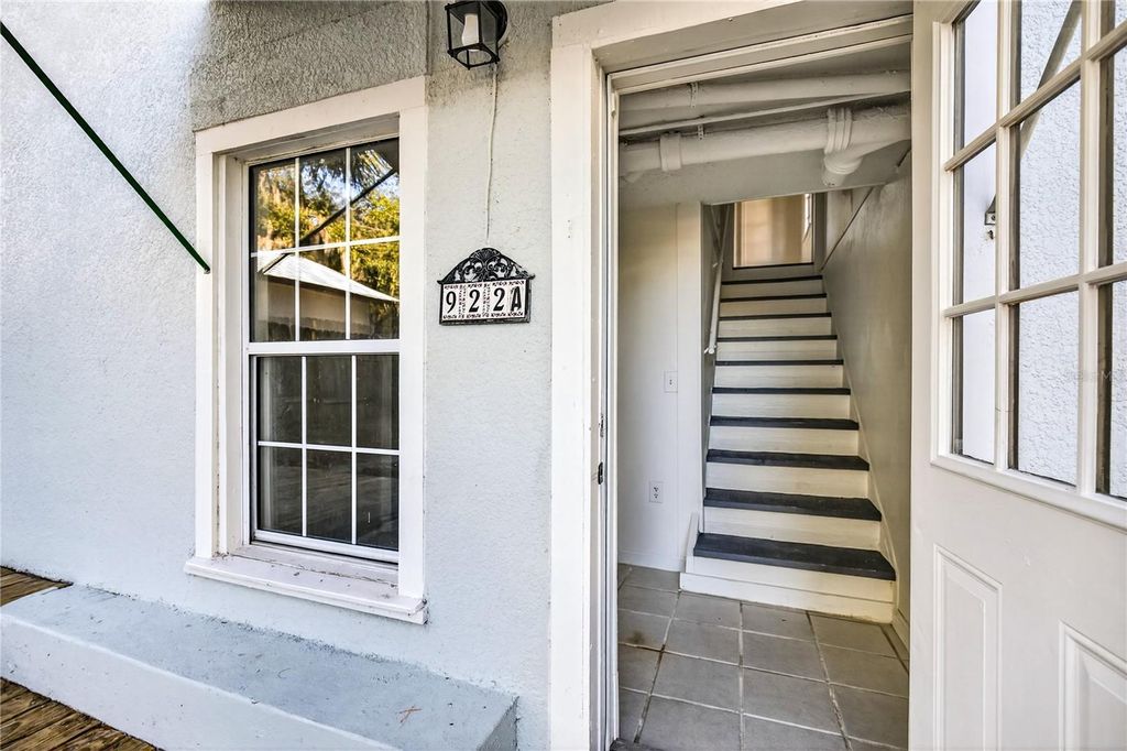 Image 38 of property listing at 922 WASHINGTON AVENUE, Eustis, FL 32726