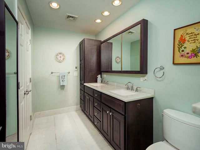 219 CHANDLER DR, West Chester, PA 19380