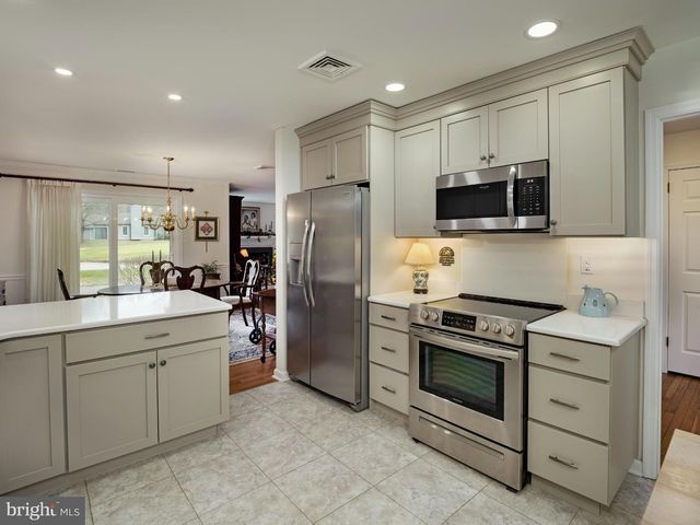 219 CHANDLER DR, West Chester, PA 19380