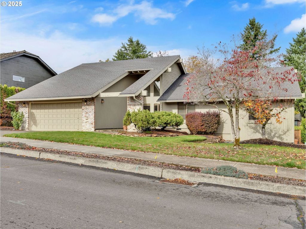 3239 Sw 26TH St, Gresham, OR 97080